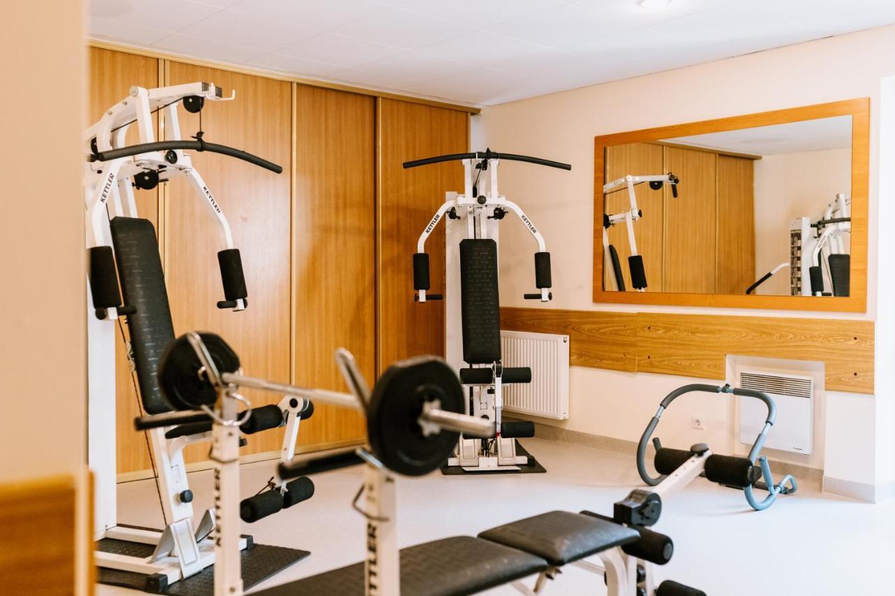 Hotel Osrodek Szkoleniowo Wypoczynkowy Roznow Esterno foto